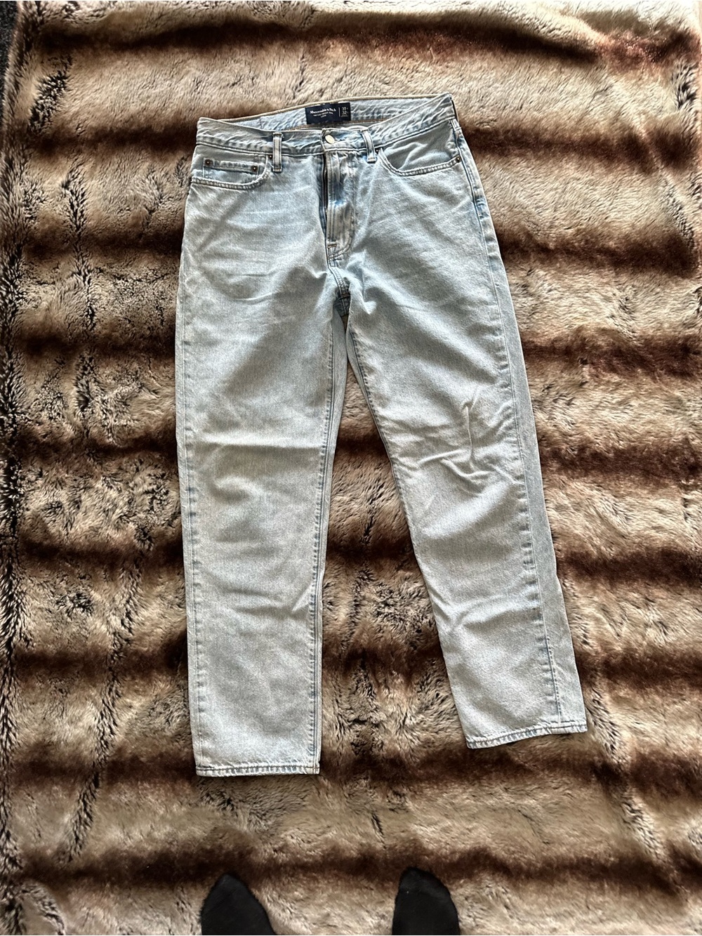 Straight fit A&F Men's Light Wash Blue Jeans - Classic relaxed Fit